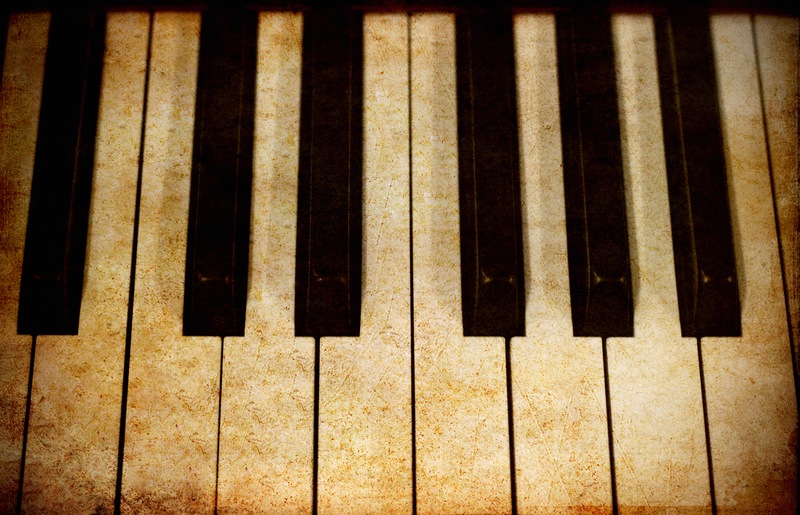 How to Restore Yellow Piano Keys