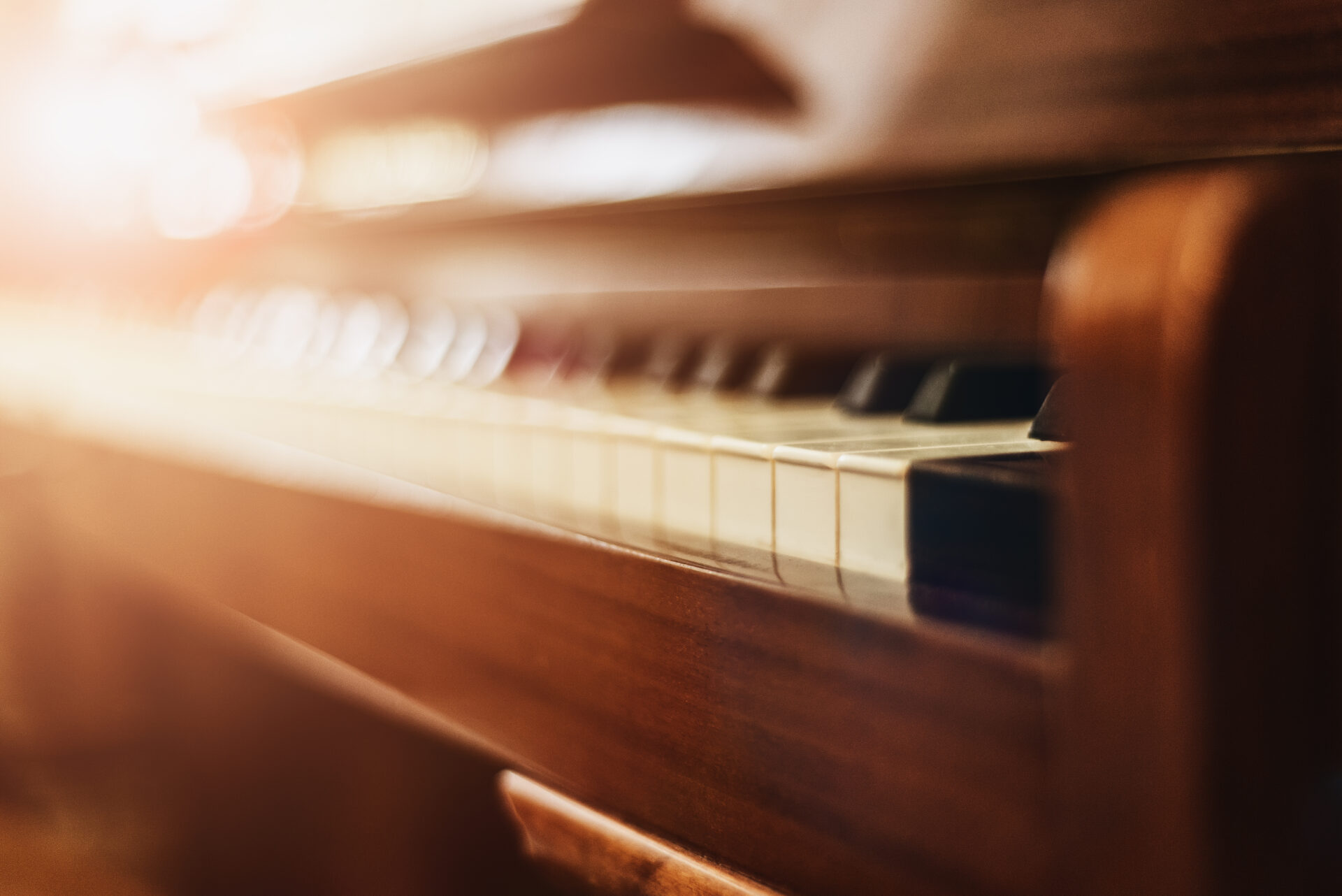 10 Reasons to Hire a Professional Piano Moving Company