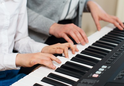 5 Ways to Start Playing the Piano