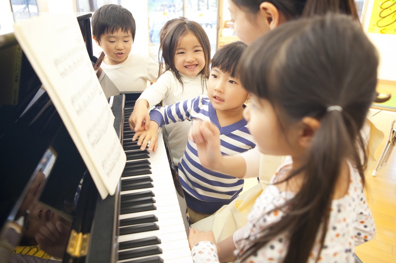 Get Kids Excited About Playing the Piano with This Advice