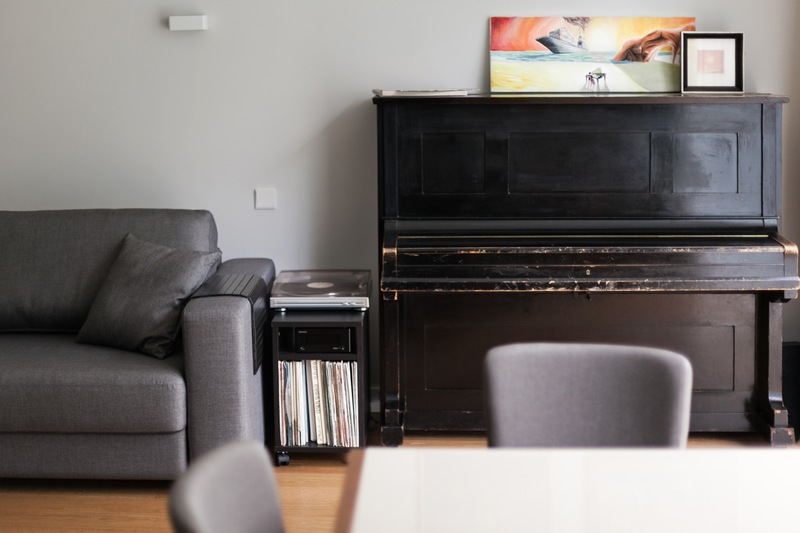 New York Piano Movers’ Guide to Piano Placement in Small Rooms