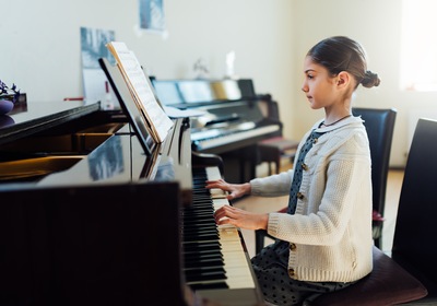 Playing Piano by Ear: Top Tips from Your Denver Piano Movers