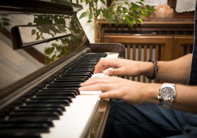 Surviving a Move with a Piano: Tips and Tricks for Families on the Go