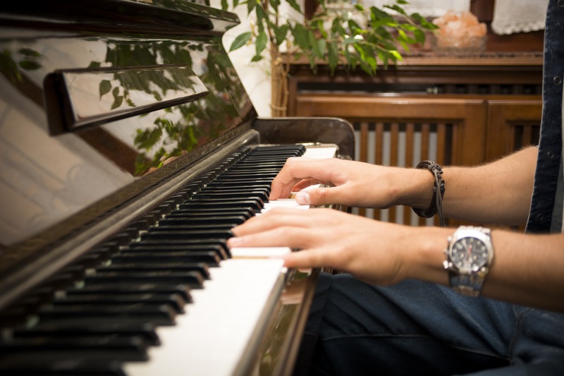 Surviving a Move with a Piano: Tips and Tricks for Families on the Go