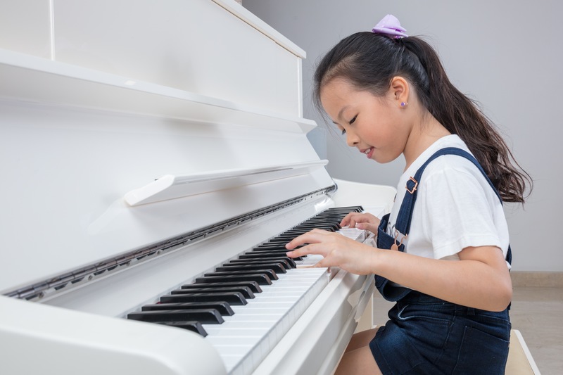 Overcoming Common Struggles of Beginner Piano Players