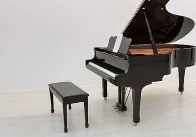 How Heavy Is A Grand Piano?