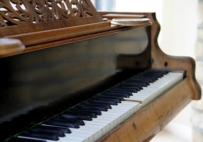 What Causes Piano Keys to Stick?